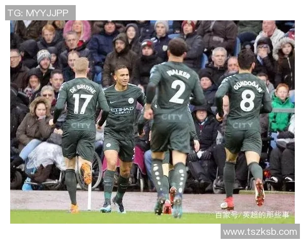 曼城主场战胜南安普顿,继续领跑英超积分榜