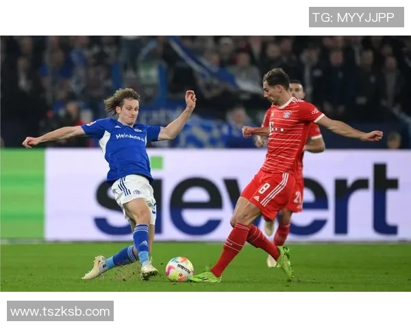 沙尔克04惨败拜仁，遭遇联赛惨败！