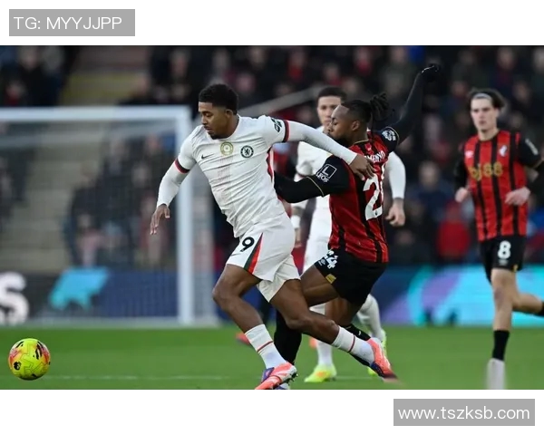 英超劲旅曼联再次失利，名宿扎心批评球队战术与阵容安排